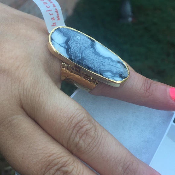 New Charlene K agate ring gold plated adjustable - Picture 3 of 8